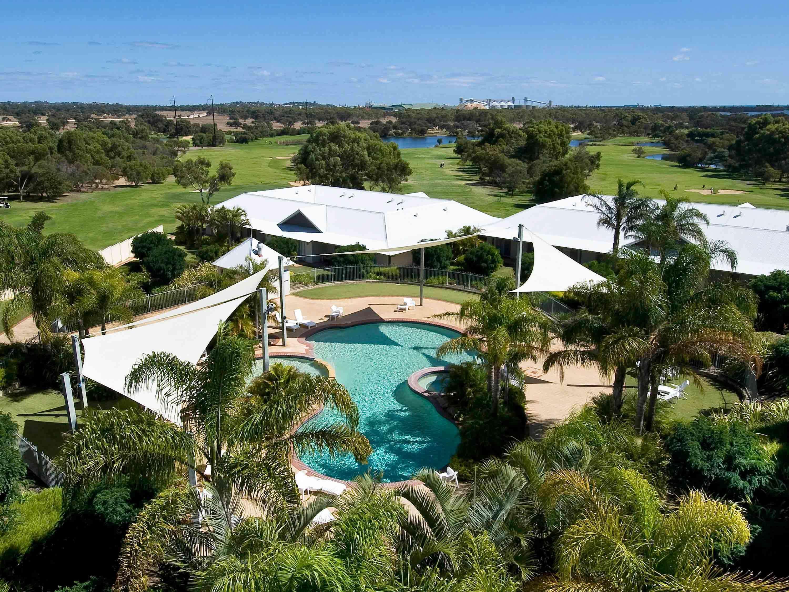 Mercure Bunbury Sanctuary Golf Resort Экстерьер фото