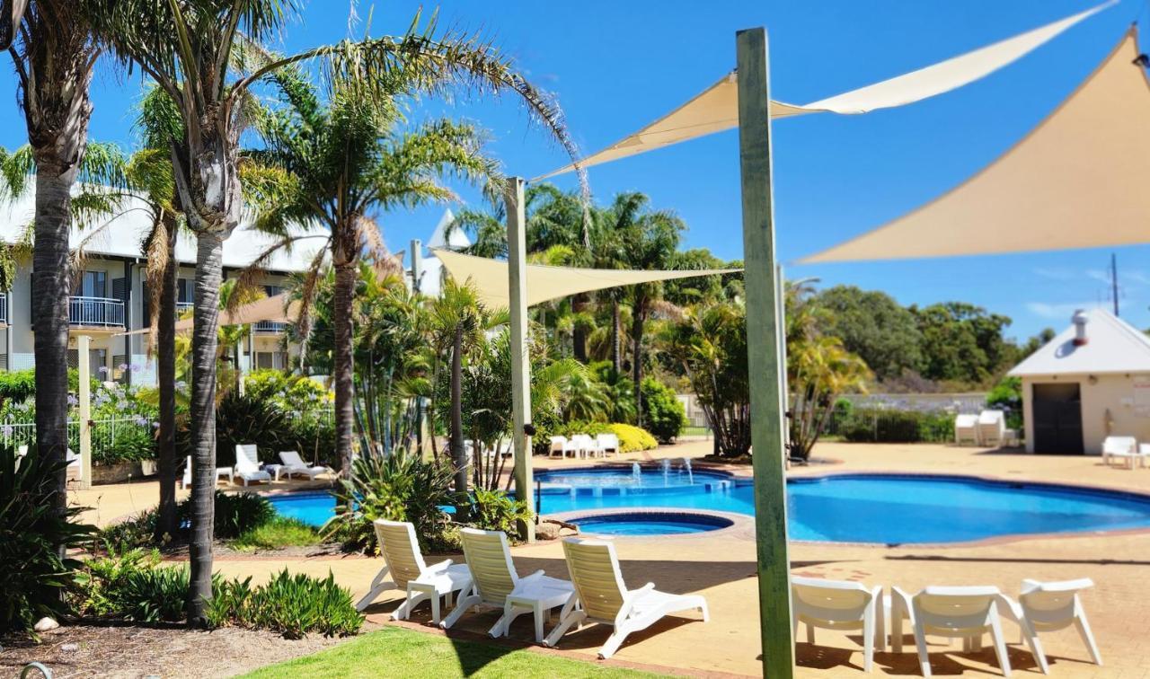 Mercure Bunbury Sanctuary Golf Resort Экстерьер фото